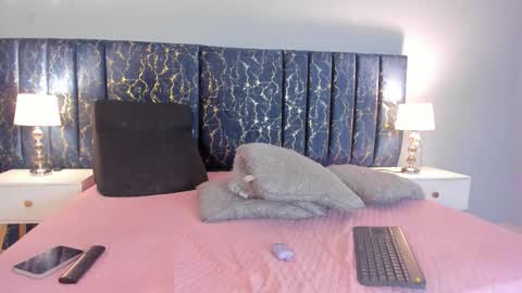 Snapshot of sophia_lemos chatting on 16, 10, 2025 Sofia online show from 16, 10, 2025