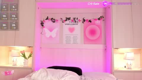  S O P H I A  online show from 3, 2, 2025