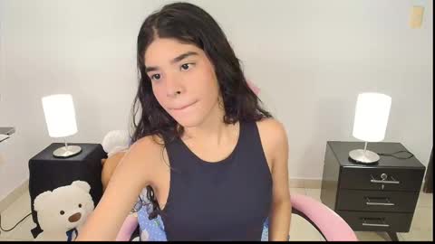 Snapshot of sophia_storn chatting on 13, 11, 2025 Sophia Storm online show from 13, 11, 2025