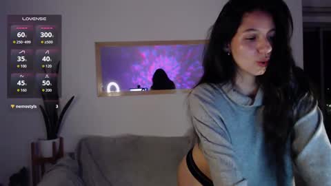 Snapshot of sophia_whispers chatting on 15, 9, 2025 Sophia online show from 15, 9, 2025