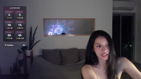 Snapshot of sophia_whispers chatting on 25, 11, 2025 Sophia online show from 25, 11, 2025