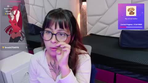 Sophi  online show from 17, 9, 2025