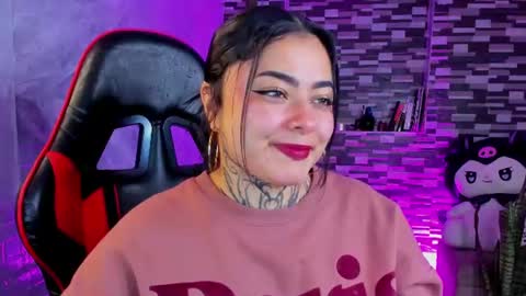 Snapshot of sophiaa_cherry chatting on 22, 7, 2026 Sophia online show from 22, 7, 2026