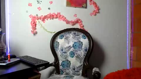 Snapshot of sophiadazza666 chatting on 16, 10, 2025 sophia online show from 16, 10, 2025