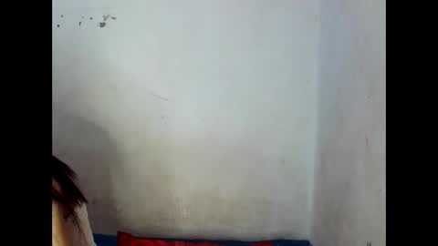 sophialaurel online show from 6, 1, 2025