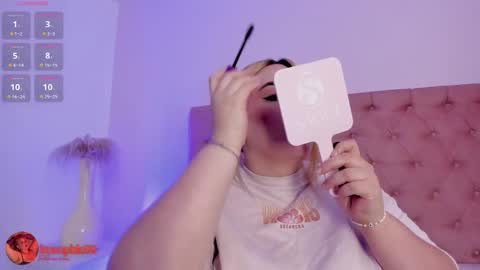 Snapshot of sophiarossee chatting on 24, 10, 2025 Sofi online show from 24, 10, 2025