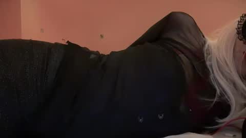 Snapshot of sophiasimone1 chatting on 5, 10, 2025 sophiasimone1 online show from 5, 10, 2025