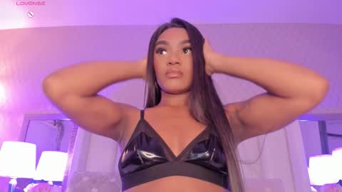 SophiaSmiths online show from 29, 10, 2025