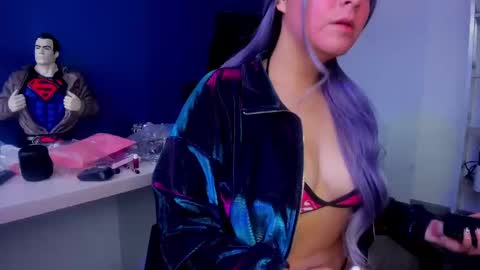 Snapshot of sophie__storm chatting on 19, 11, 2025 SOPHIE STORM online show from 19, 11, 2025