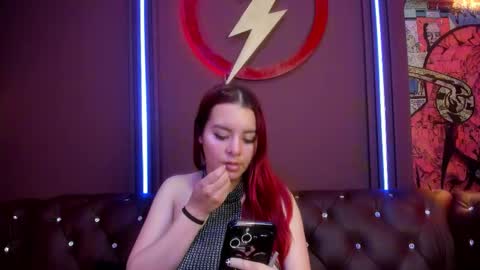 Snapshot of sophie__storm chatting on 24, 11, 2025 SOPHIE STORM online show from 24, 11, 2025