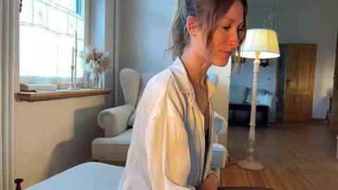 sophie_amalia online show from 8, 10, 2025