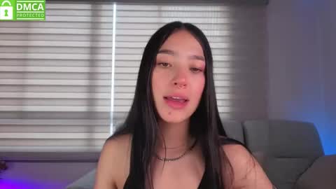 Snapshot of sophie_bbs chatting on 13, 11, 2025 Sophie online show from 13, 11, 2025