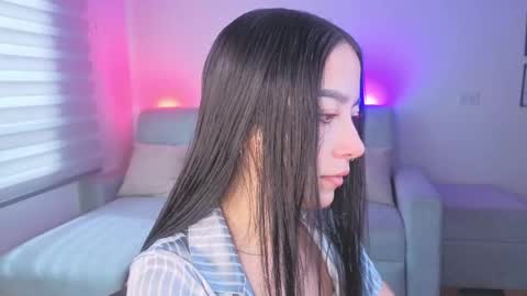Sophie  online show from 29, 5, 2026