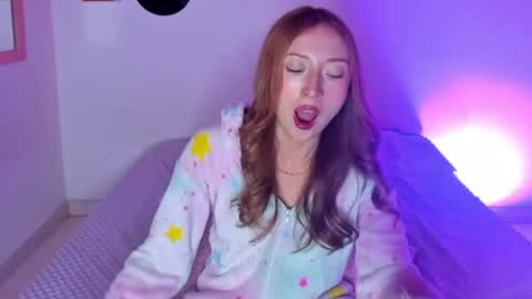 Snapshot of sophie_collins13 chatting on 1, 7, 2026 Sophie online show from 1, 7, 2026