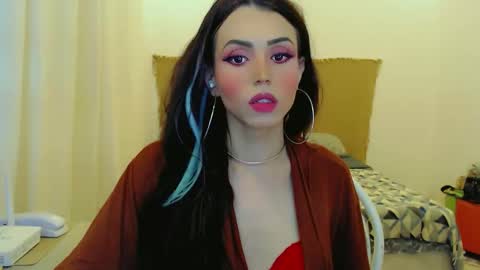 Snapshot of sophie_fantasy_hot chatting on 13, 12, 2025 Sophie Fantasys online show from 13, 12, 2025