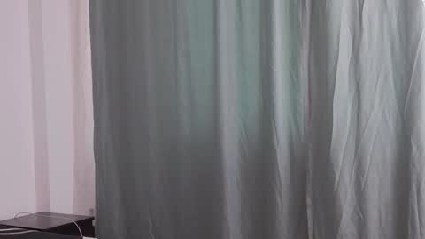 Snapshot of sophie_jeans chatting on 5, 10, 2025 Sophie jeans online show from 5, 10, 2025