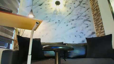 Snapshot of sophie_littles chatting on 24, 11, 2025 Sophie online show from 24, 11, 2025