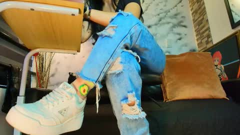 Snapshot of sophie_littles chatting on 10, 2, 2026 Sophie online show from 10, 2, 2026