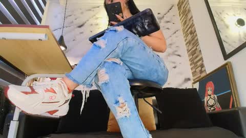 Snapshot of sophie_littles chatting on 3, 3, 2026 Sophie online show from 3, 3, 2026