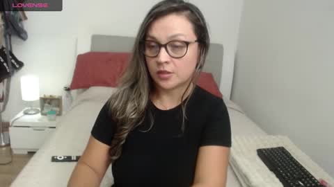 Snapshot of sophie_lopez1 chatting on 27, 2, 2025 Sofa online show from 27, 2, 2025