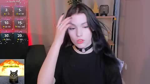 sophie_nomenal_ online show from 16, 9, 2025