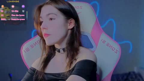 sophie_nomenal_ online show from 3, 6, 2026