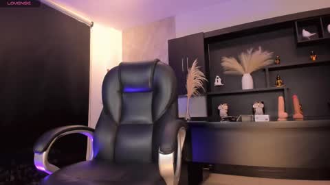 Snapshot of sophiebarnett_ chatting on 16, 2, 2025 Sophie online show from 16, 2, 2025