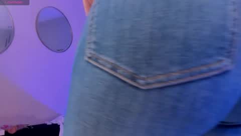 Snapshot of sophiebarnett_ chatting on 10, 9, 2025 Sophie online show from 10, 9, 2025