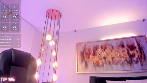 Snapshot of sophiebarnett_ chatting on 5, 12, 2025 Sophie online show from 5, 12, 2025