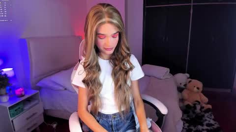    online show from 10, 4, 2026