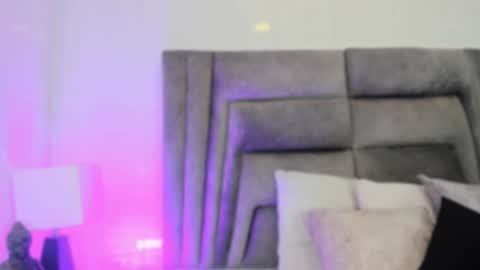 Snapshot of sophiee_smith chatting on 27, 11, 2025 Sophie online show from 27, 11, 2025