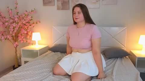 Snapshot of sophieee_lee chatting on 24, 2, 2025 Sophie online show from 24, 2, 2025