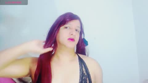 sophiehillsxo online show from 21, 11, 2025