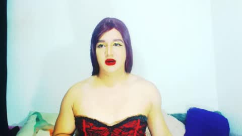 sophiehillsxo online show from 10, 4, 2026