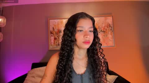 Sophie Houston online show from 14, 9, 2025