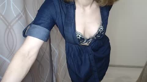 Snapshot of sophiemisss chatting on 21, 10, 2025 Sophiemisss online show from 21, 10, 2025