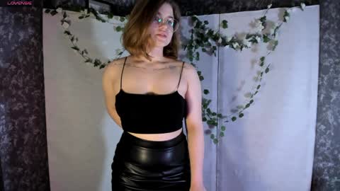 Sophie online show from 5, 4, 2026