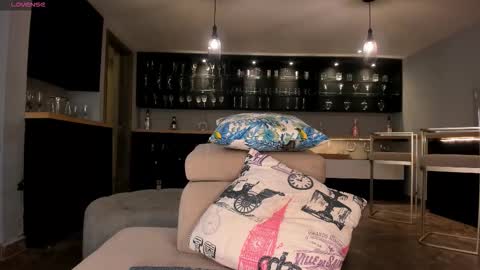 Sophie  Palmer online show from 20, 9, 2025