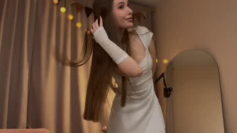 Snapshot of sophiephoria chatting on 7, 12, 2024 Sophie Next stream 3 online show from 7, 12, 2024