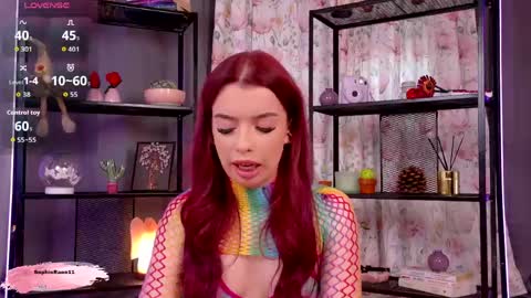 sophieraee online show from 11, 5, 2026