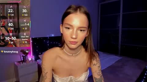 sophiewildcat online show from 18, 3, 2026