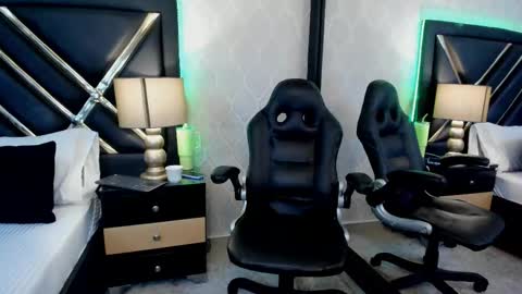 Snapshot of sophiewinslow chatting on 27, 2, 2025 SophieWinslow online show from 27, 2, 2025