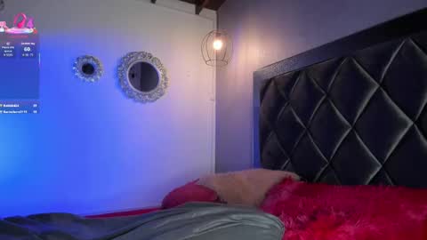 Snapshot of sophiia_gomezz_ chatting on 19, 9, 2025 sophi online show from 19, 9, 2025