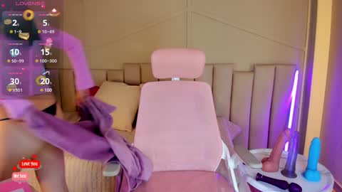 Snapshot of sophiiaamiller chatting on 5, 2, 2025 Sophia online show from 5, 2, 2025