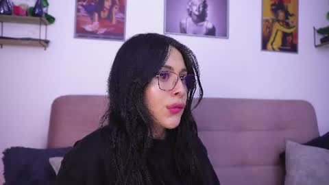 Sophiie online show from 11, 6, 2026
