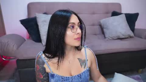 Sophiie online show from 11, 7, 2026