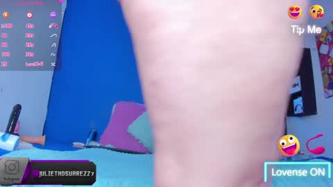 Snapshot of sophiiegreenn chatting on 31, 12, 2024 Julieth online show from 31, 12, 2024