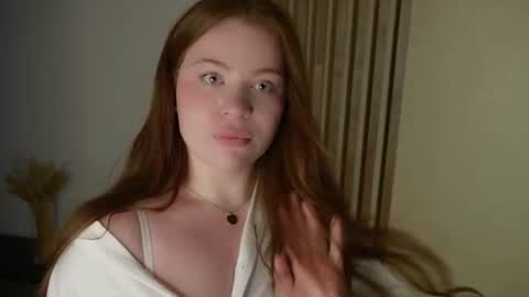 im Sophie dont judge harshly this is my 1st day here 3 online show from 2, 7, 2026