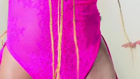 sophisticated_seline online show from 12, 5, 2026