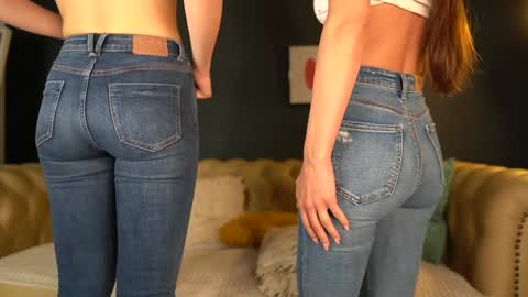 Snapshot of sophydiva chatting on 17, 11, 2025 Sophydiva online show from 17, 11, 2025